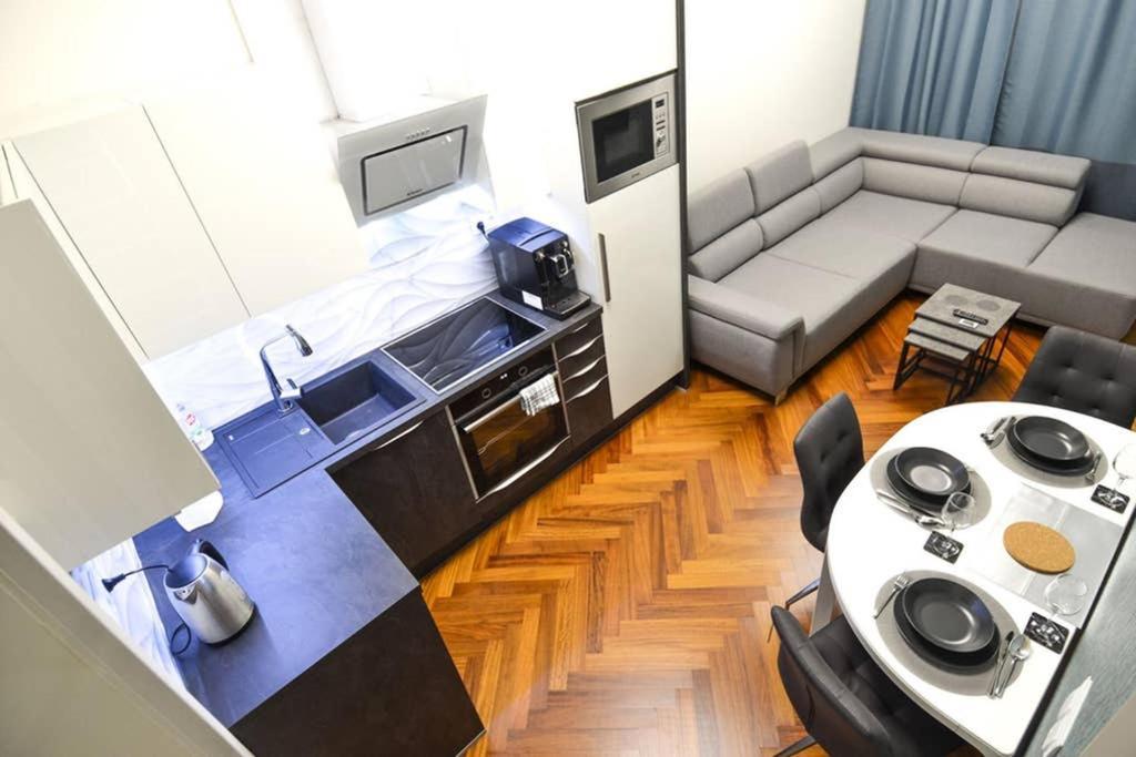 Brandly New Apartment Andel 프라하 외부 사진